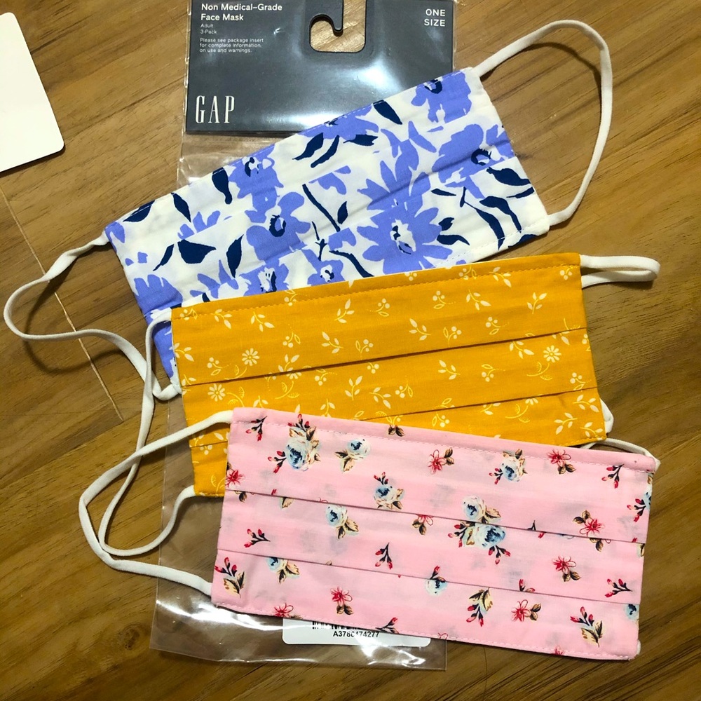 3 pack Gap masks